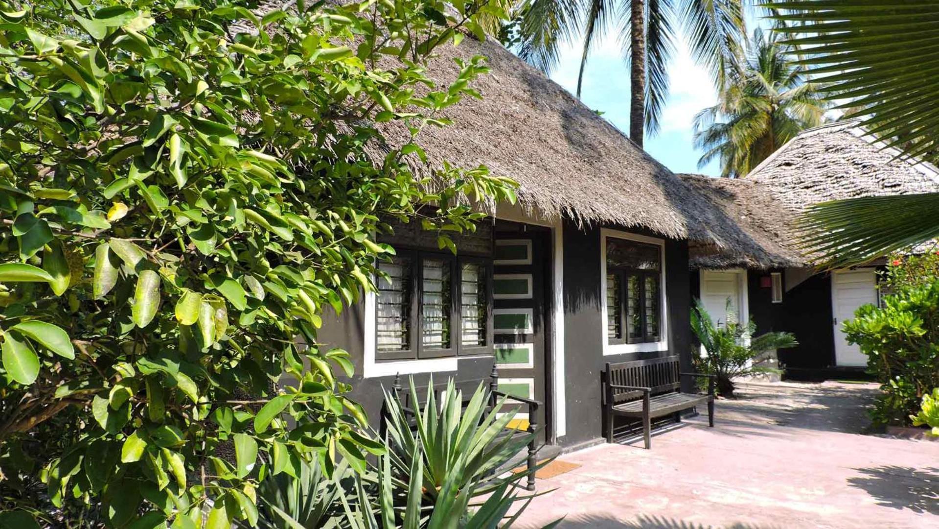 Paje By Night Bungalows Екстериор снимка